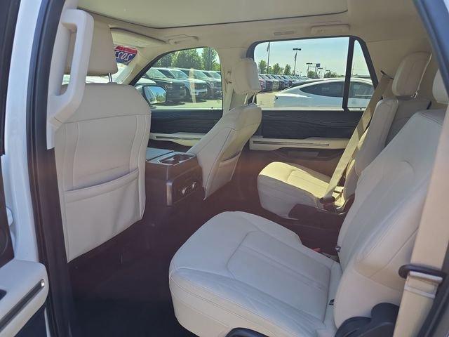 Certified Used 2023 White Metallic Ford Platinum image 29