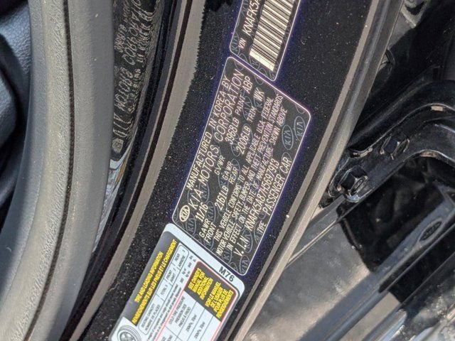 Used 2017 Black Kia LX image 33