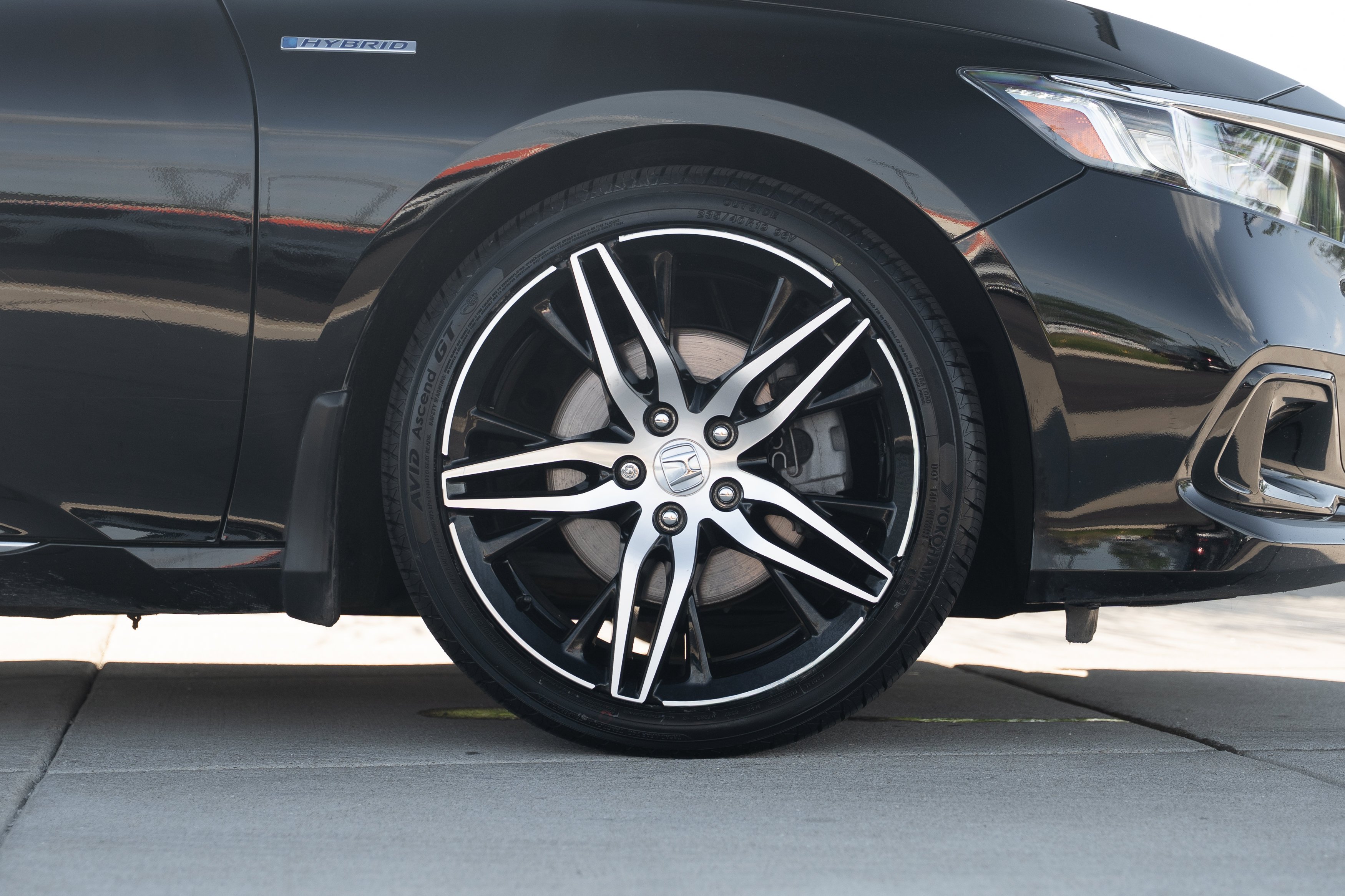 Used 2022 Crystal Black Pearl Honda Touring image 26