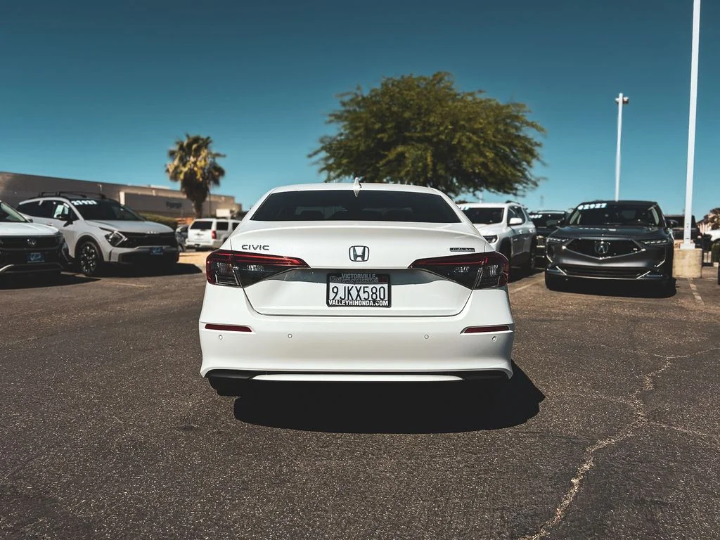 2024 Honda Civic Touring - Photo 8