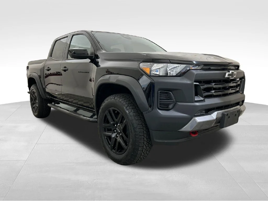 Used 2023 BLACK Chevrolet 4WD Trail Boss image 9