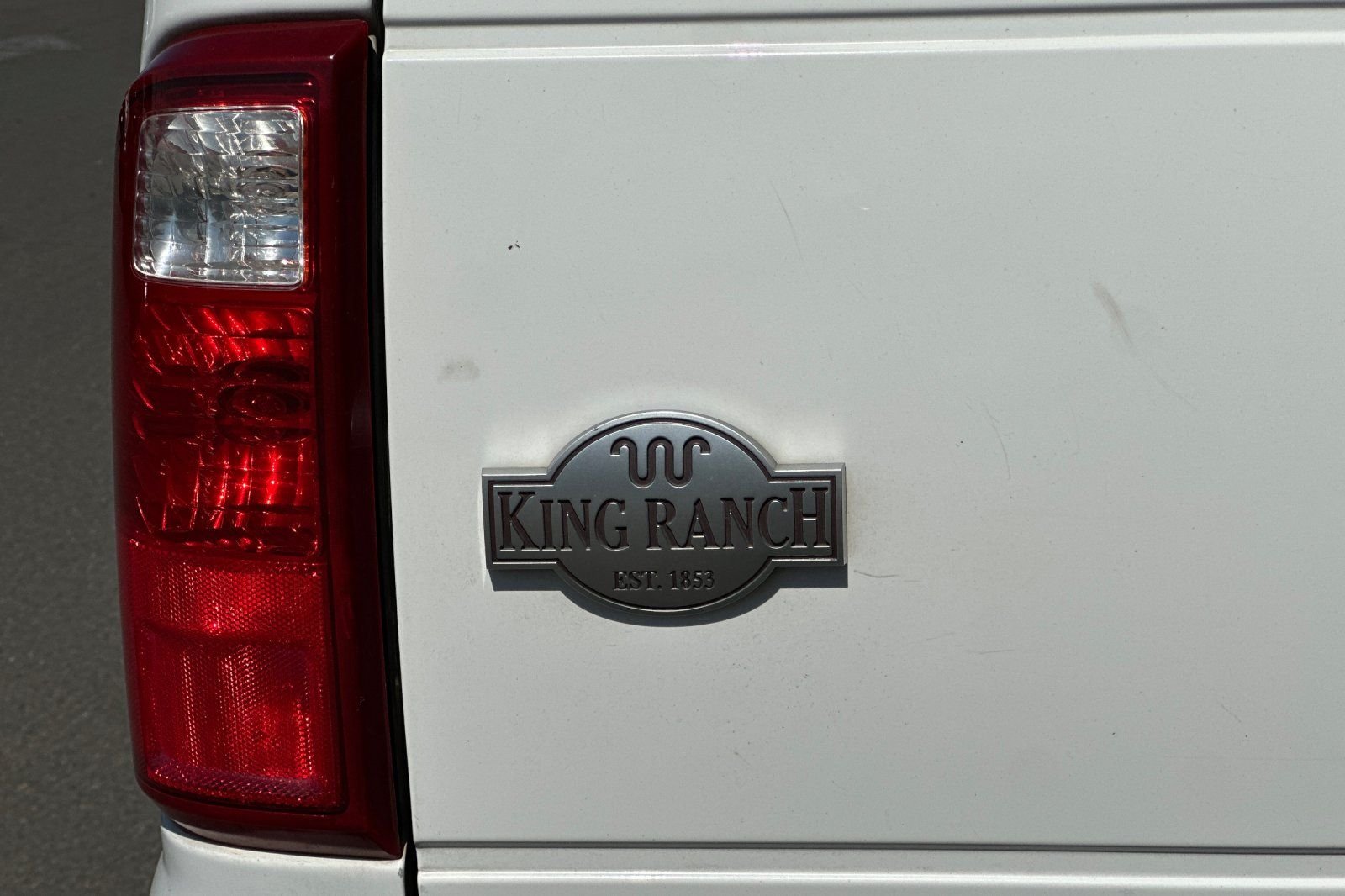 Used 2016 White Ford King Ranch image 29
