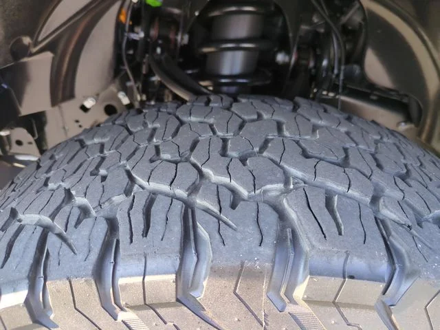 Used 2020 Red Ford Raptor image 11