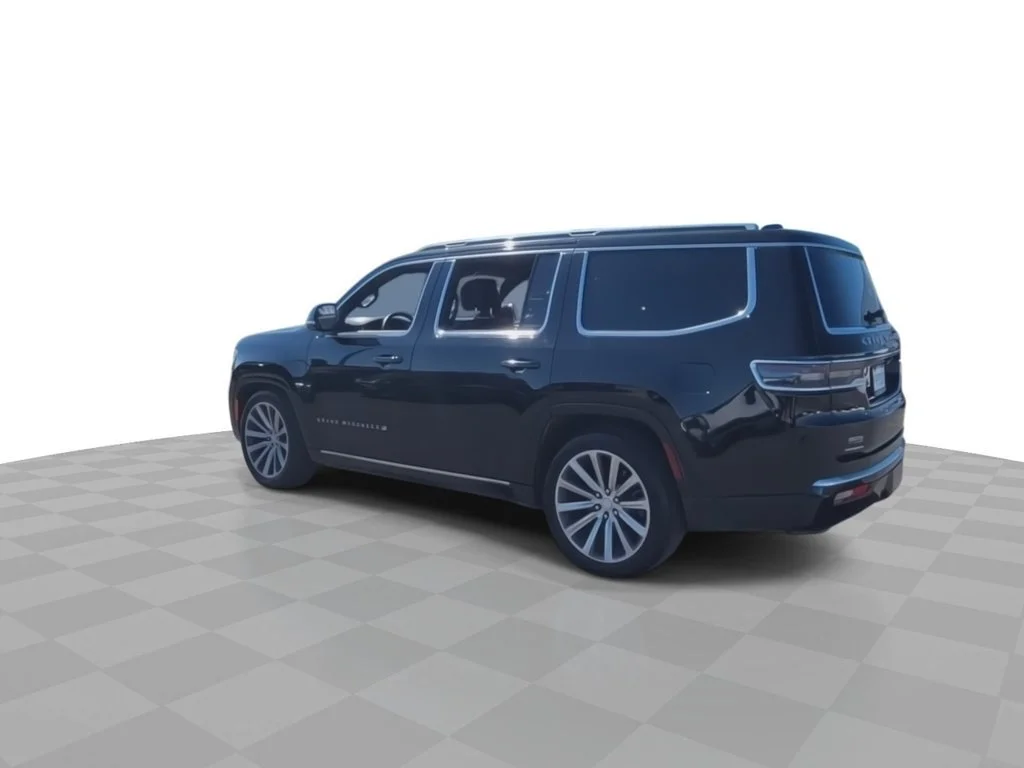 2022 Jeep Grand Wagoneer Series II - Photo 6