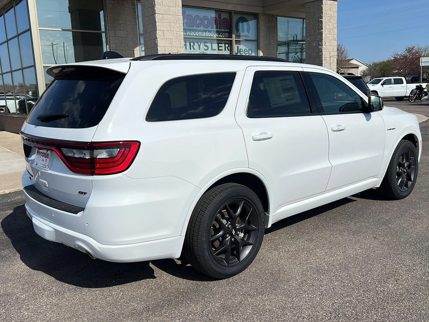 New 2026 White Knuckle Clear-Coat Exterior Paint Dodge GT Plus HEMI V8 image 7