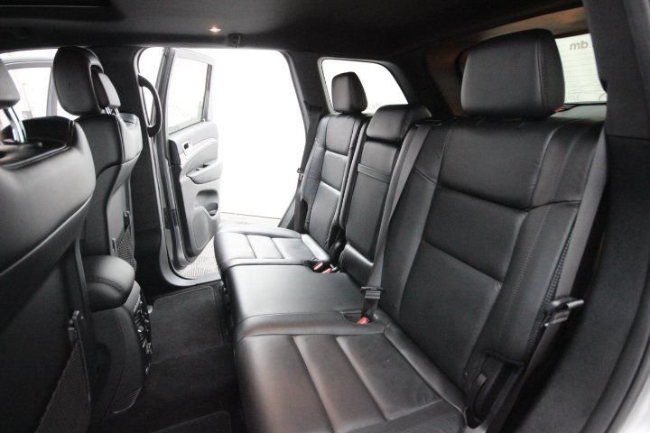 Used 2020 Silver Jeep Limited image 30
