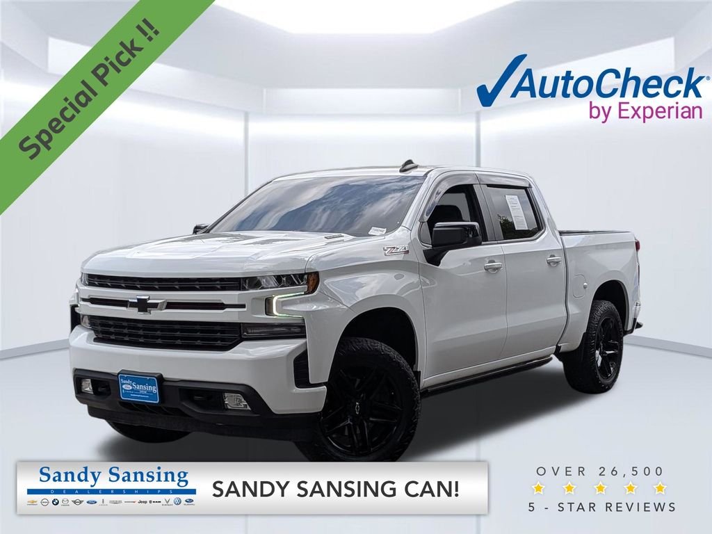 Used 2022 White Chevrolet RST image 1