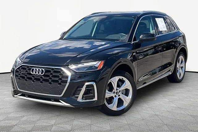 2023 Audi Q5 45 S line Premium Plus