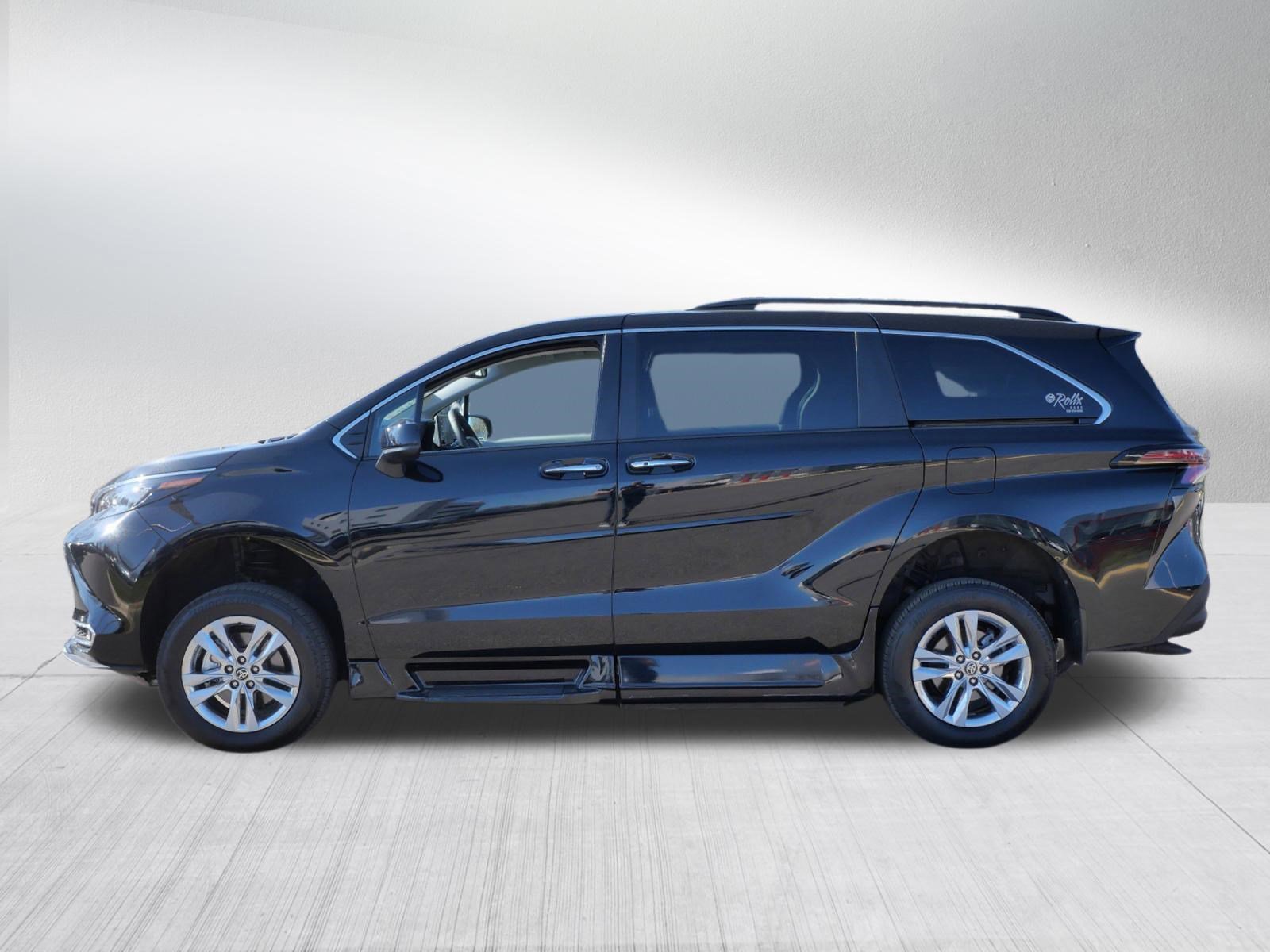 Used 2024 Midnight Black Metallic Toyota XLE image 4