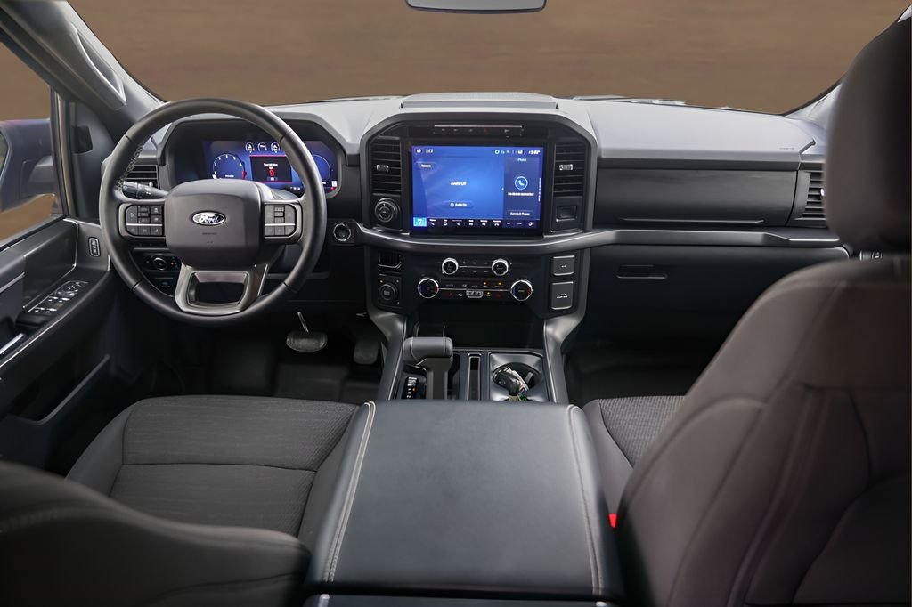 Used 2024 Black Ford XLT image 26