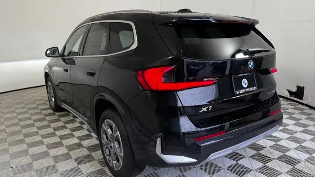 New 2026 Black Sapphire Metallic BMW xDrive28i image 5