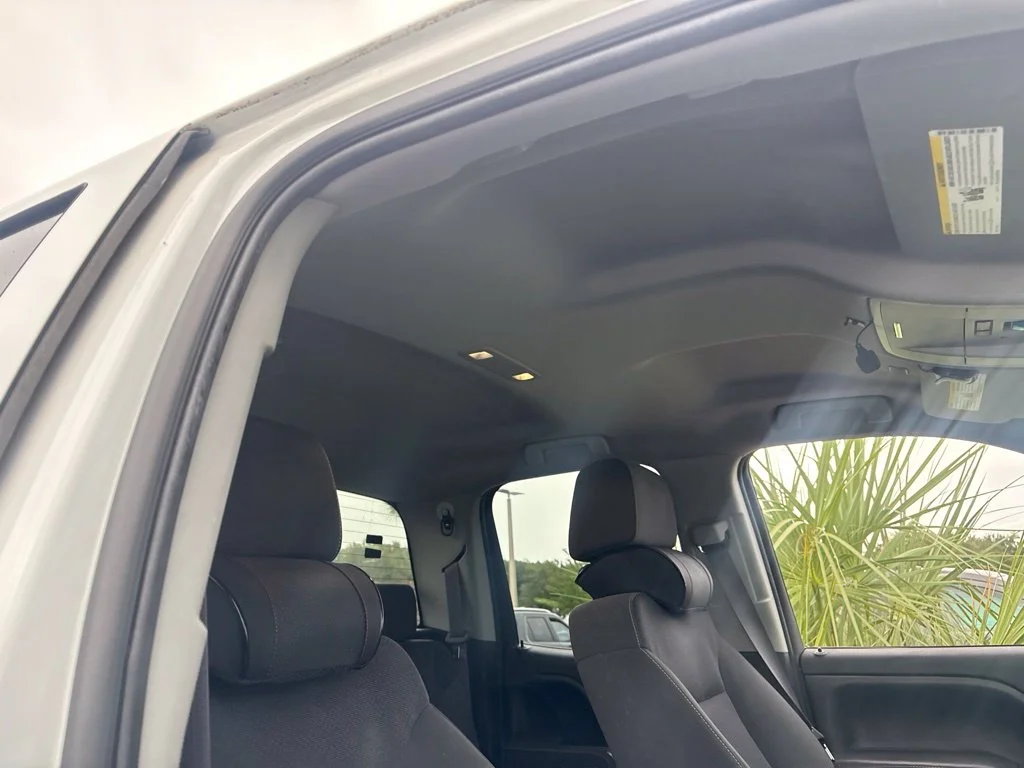 Used 2017 White Chevrolet LT image 27