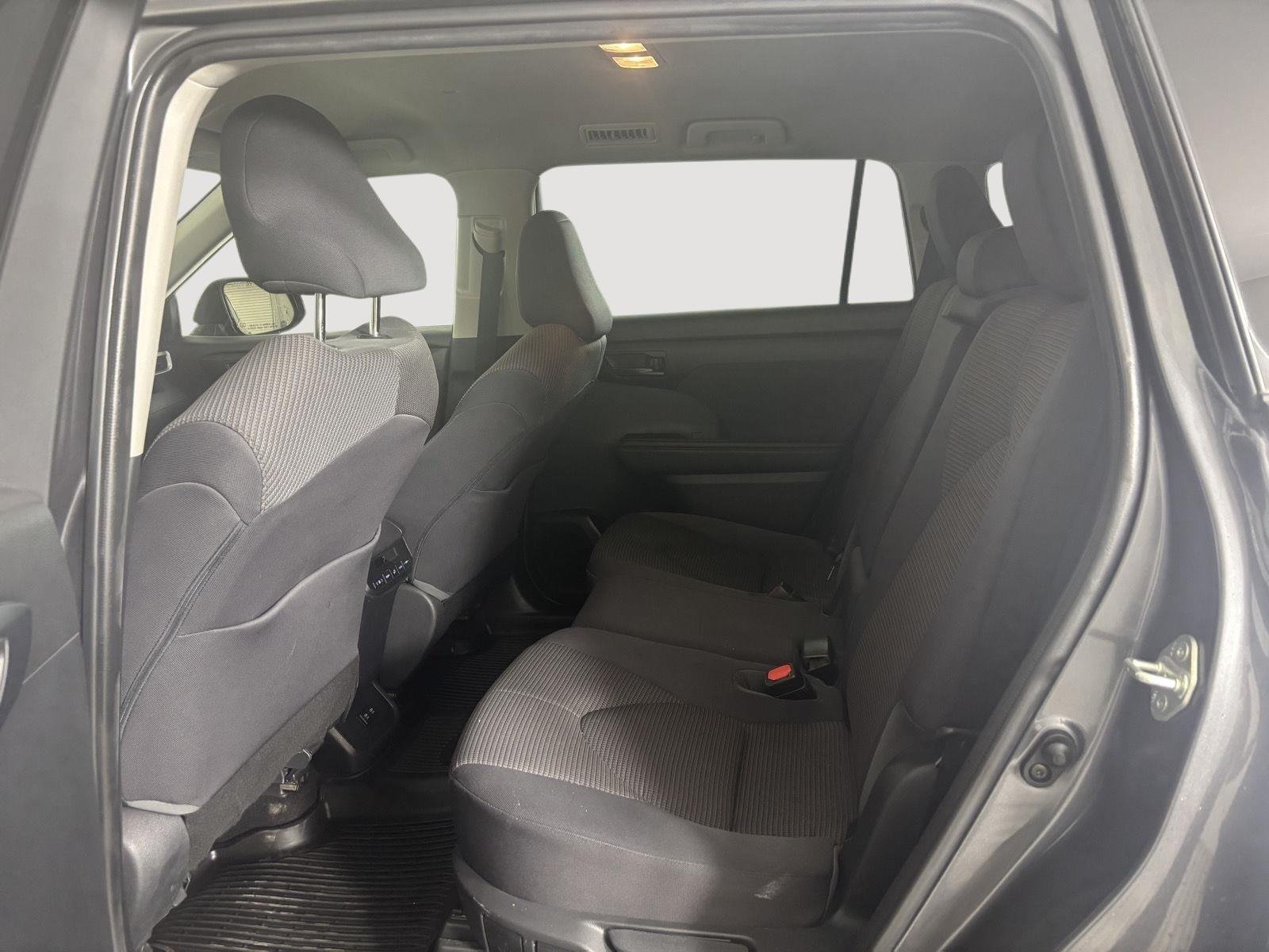 Used 2020 Magnetic Gray Metallic Toyota LE image 7