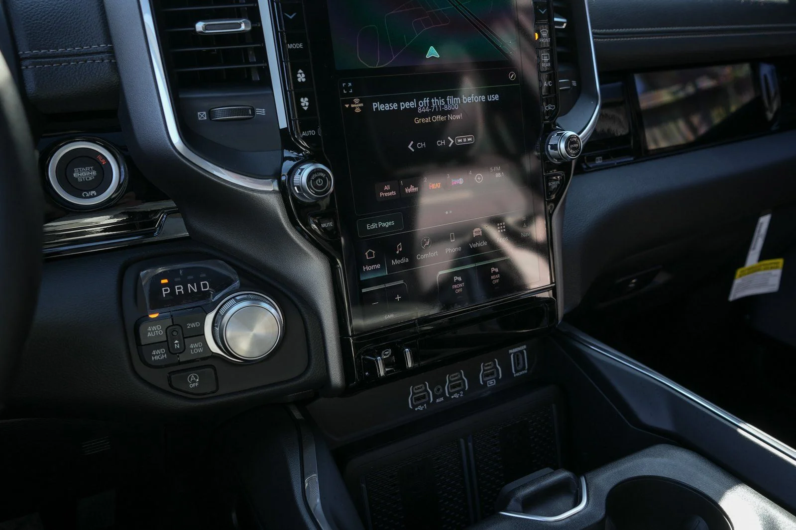 New 2026 Diamond Black Crystal Pearl-Coat Exterior Paint RAM Laramie image 27