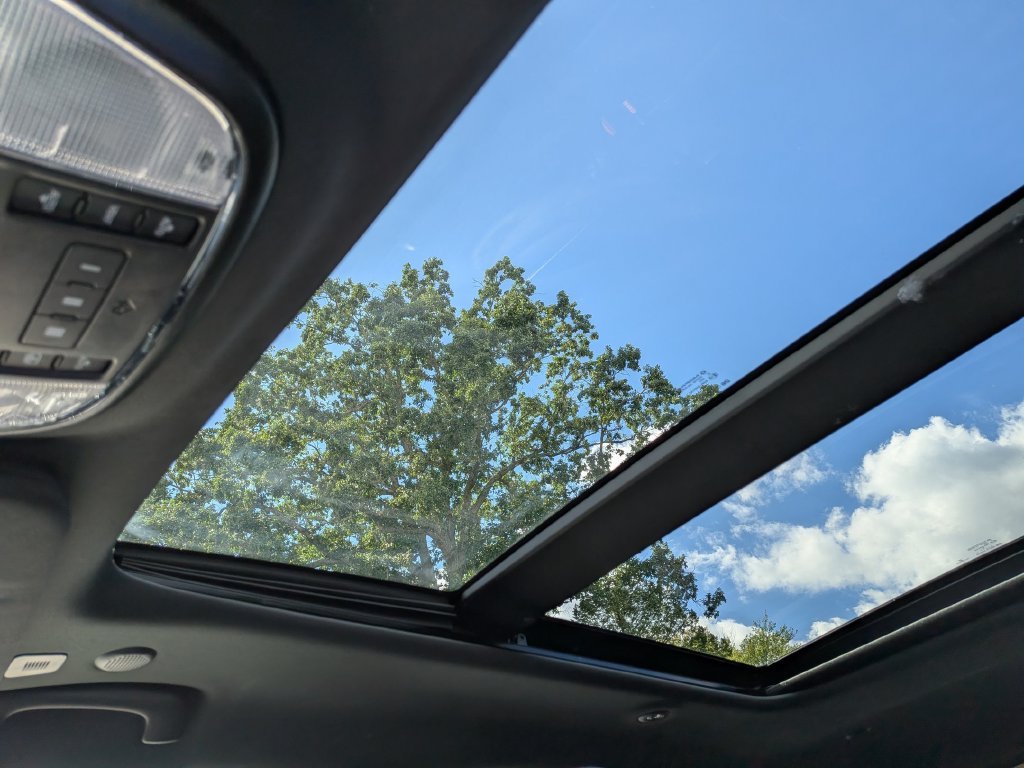 Used 2021 Black Jeep Limited image 27