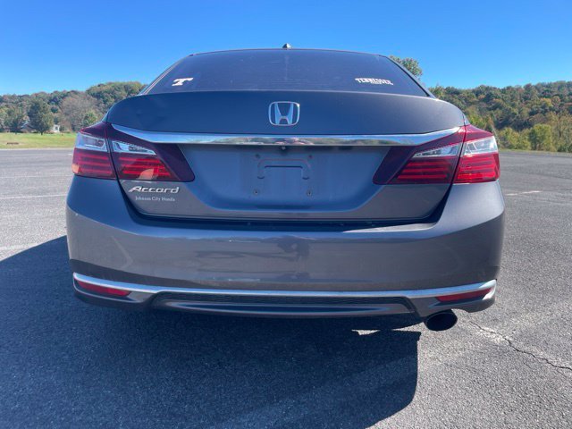 Used 2016 Gray Honda EX-L image 3