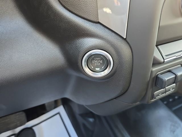 2025 GMC Sierra 3500HD Pro - Photo 18