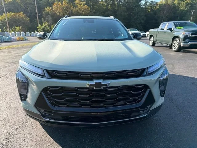 New 2026 Cacti Green Chevrolet ACTIV image 7
