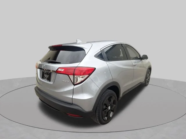Used 2020 Silver Honda LX image 3