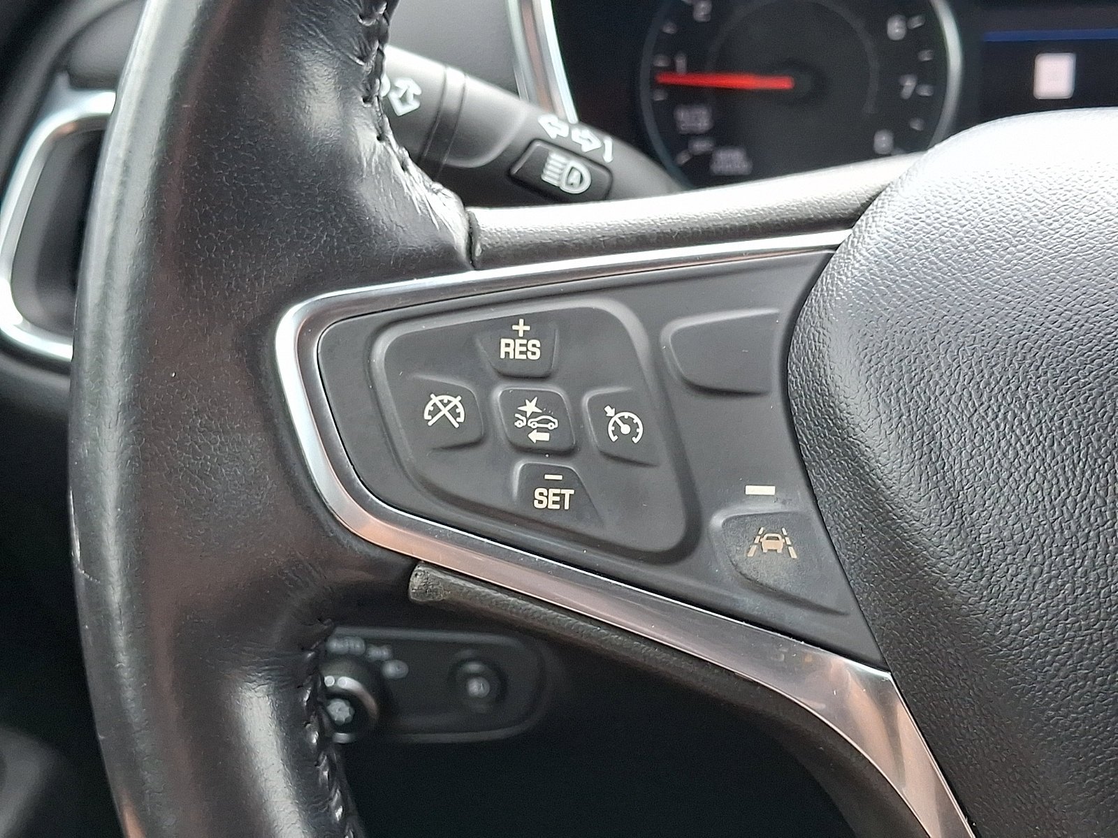 Used 2021 Pacific Blue Metallic Chevrolet LT image 23