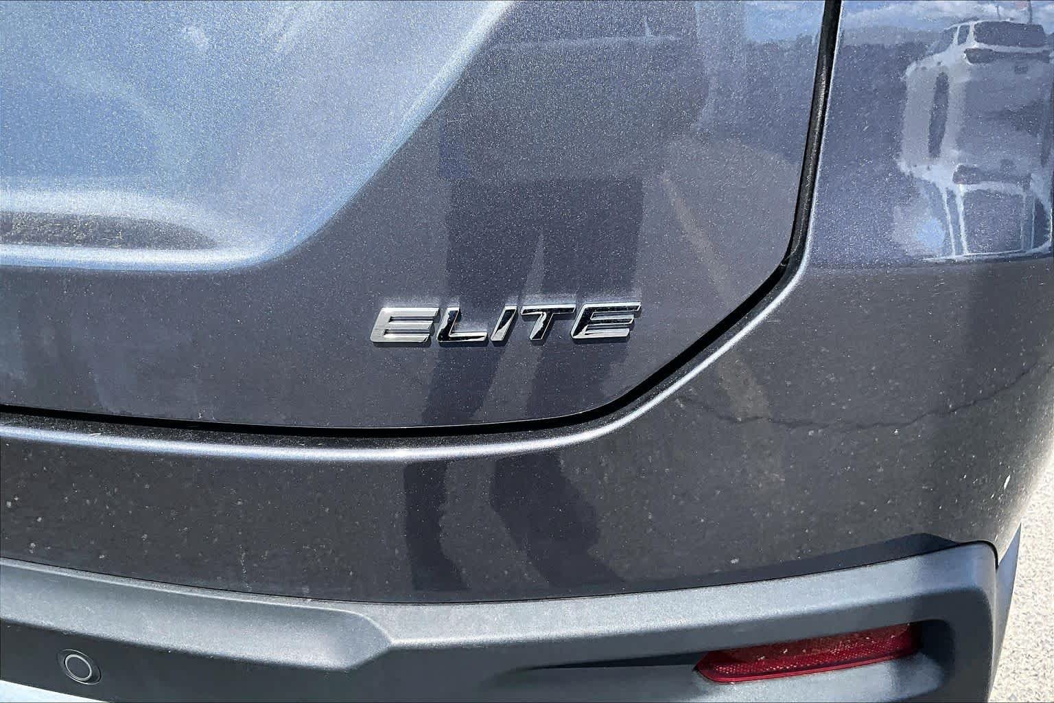 Used 2025 Modern Steel Metallic Honda Elite image 10