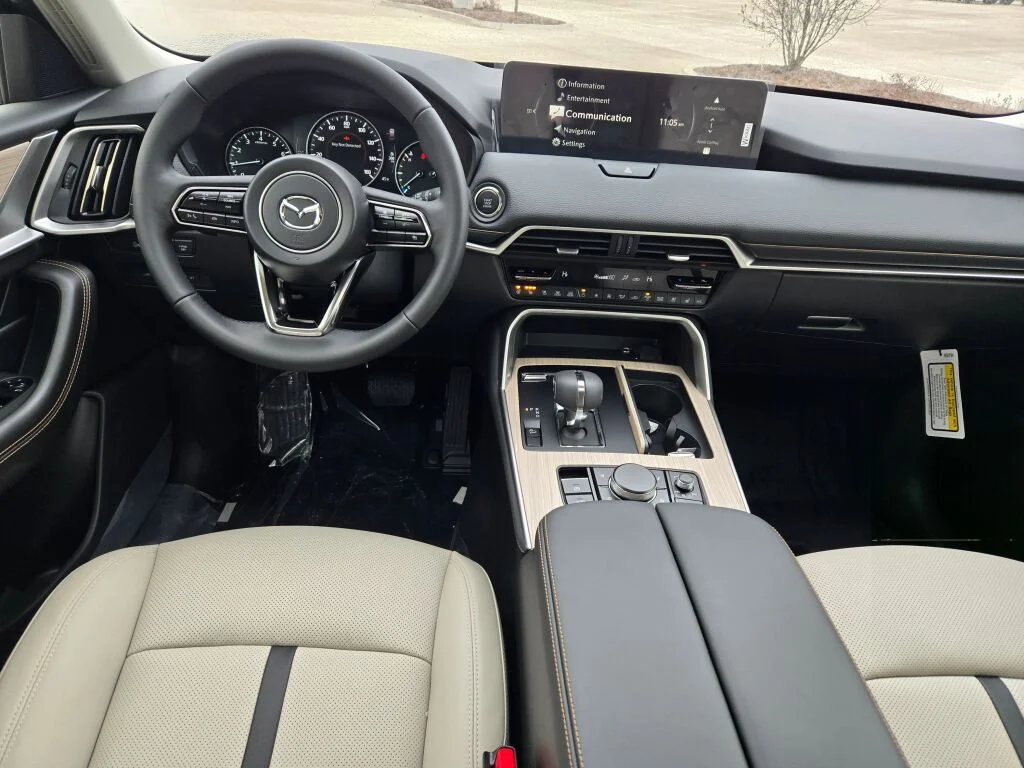 2026 Mazda CX-90 Preferred Package - Photo 17