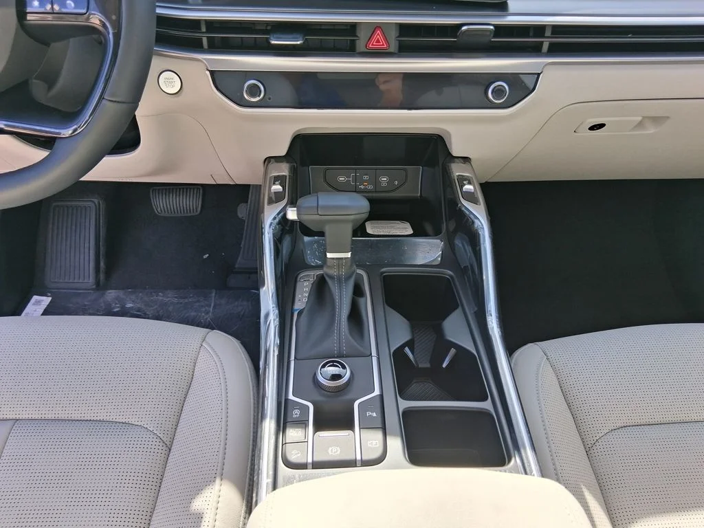 New 2026 Gray Kia S image 17
