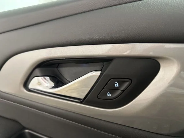 Used 2023 Sterling Gray Metallic Chevrolet LT Cloth image 10