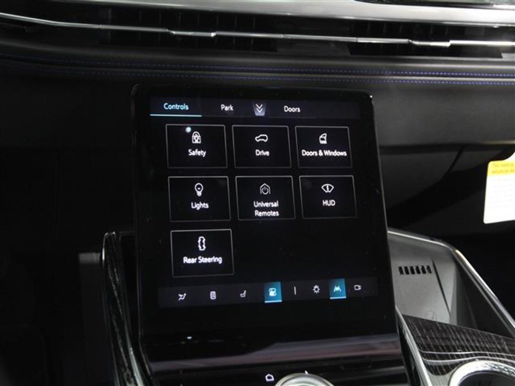2025 Cadillac Escalade IQ Luxury 1 - Photo 18
