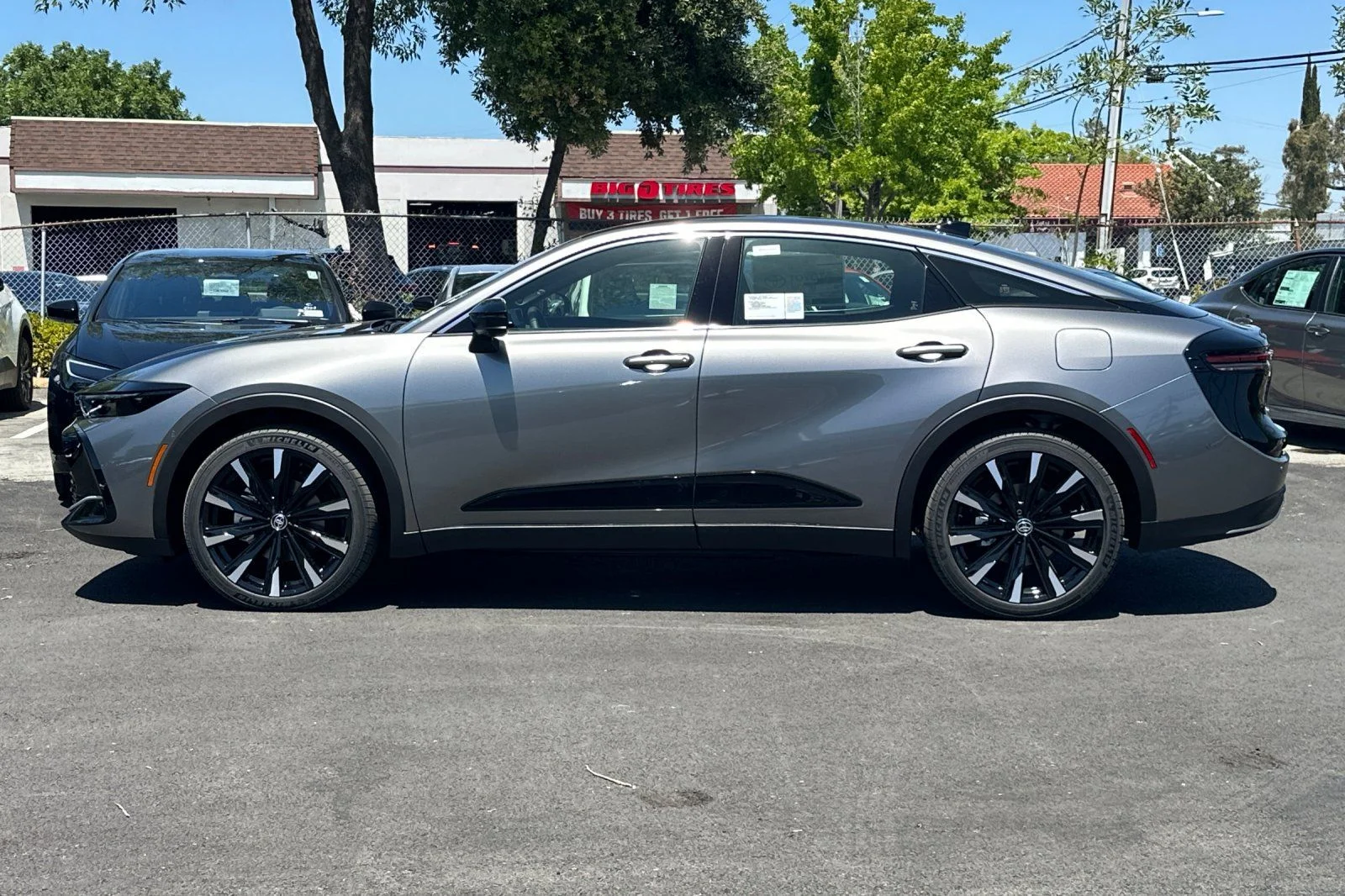 New 2026 Black Toyota Platinum image 8