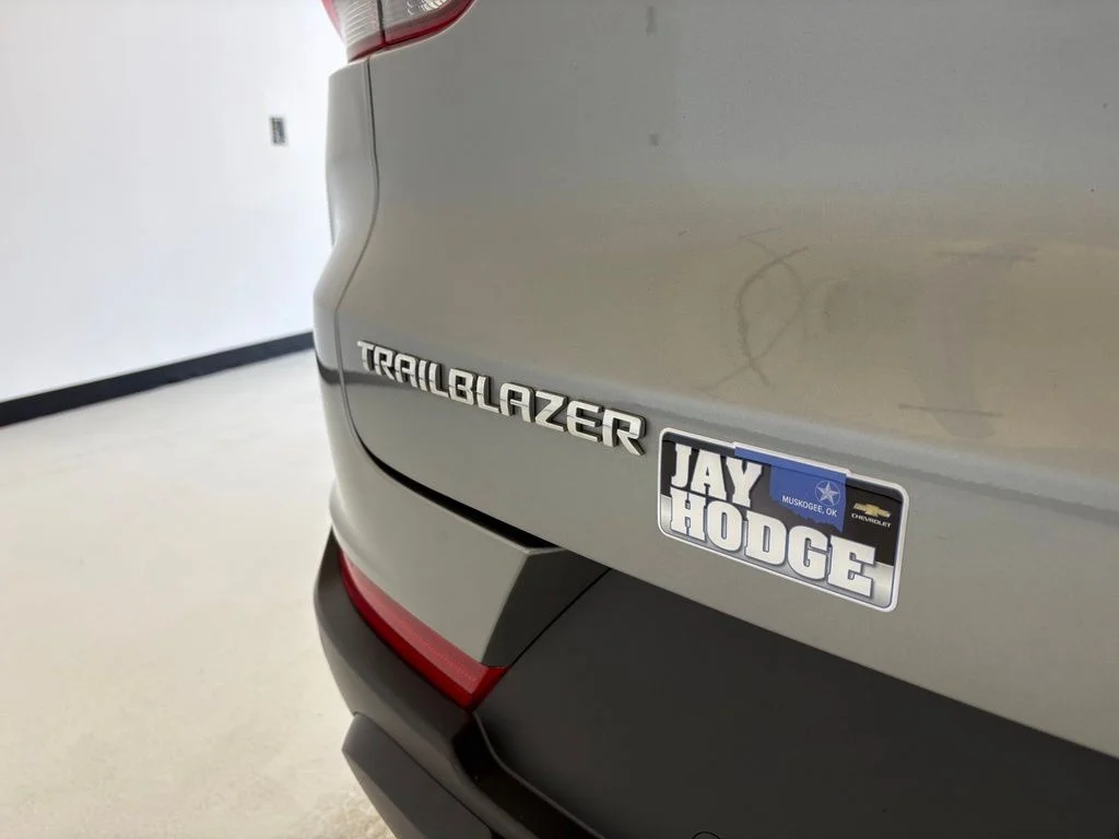 Used 2025 Gray Chevrolet LS image 22