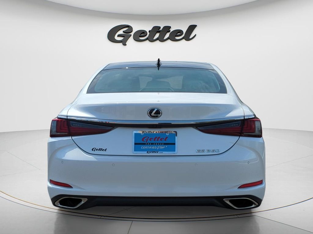 Used 2022 White Lexus 350 image 6