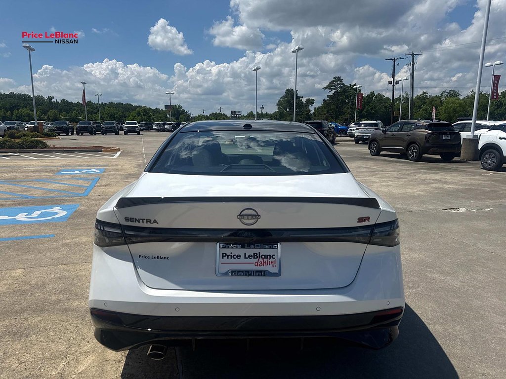 New 2026 Aspen White TriCoat/Super Black Nissan SR image 6