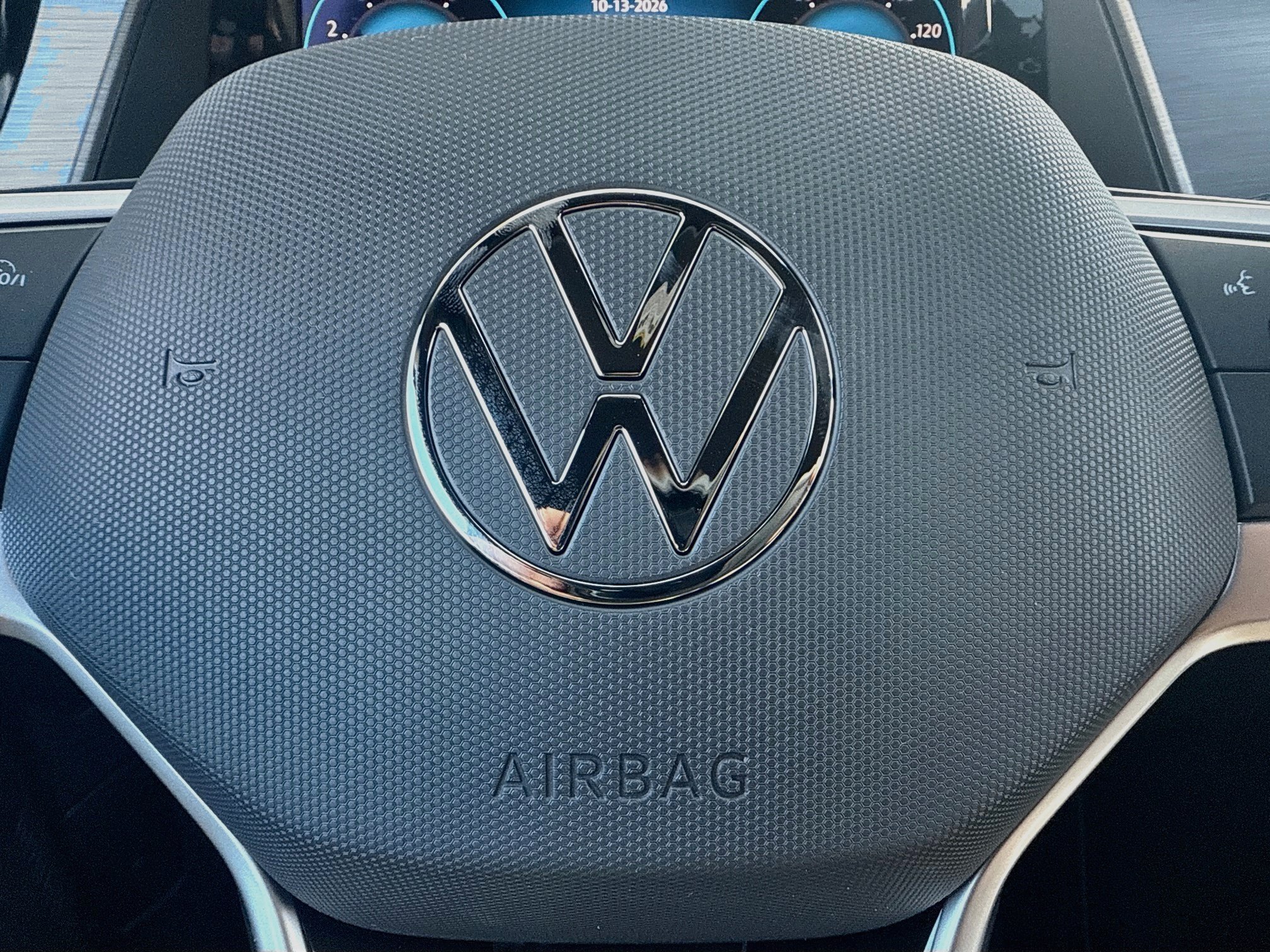 2026 Volkswagen Tiguan SE R-LINE BLACK - Photo 26