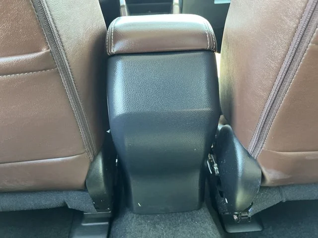 Used 2018 Brown Subaru 2.5i Touring image 25