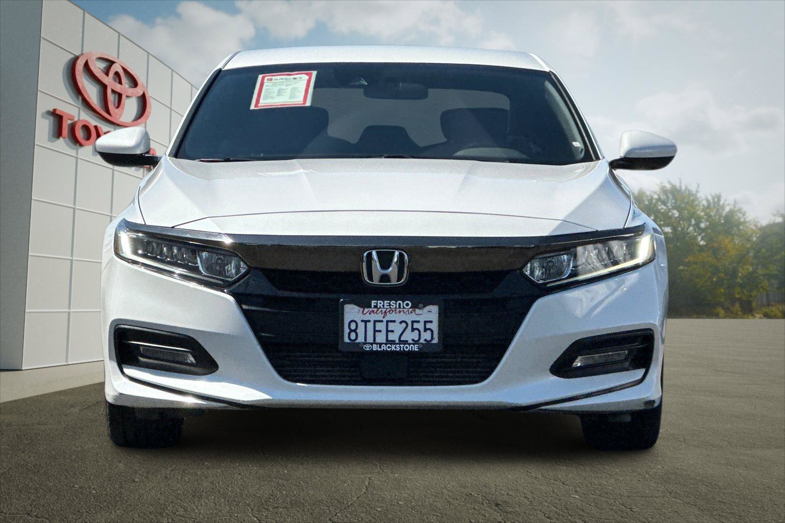 Used 2020 Platinum White Pearl Honda Sport image 8