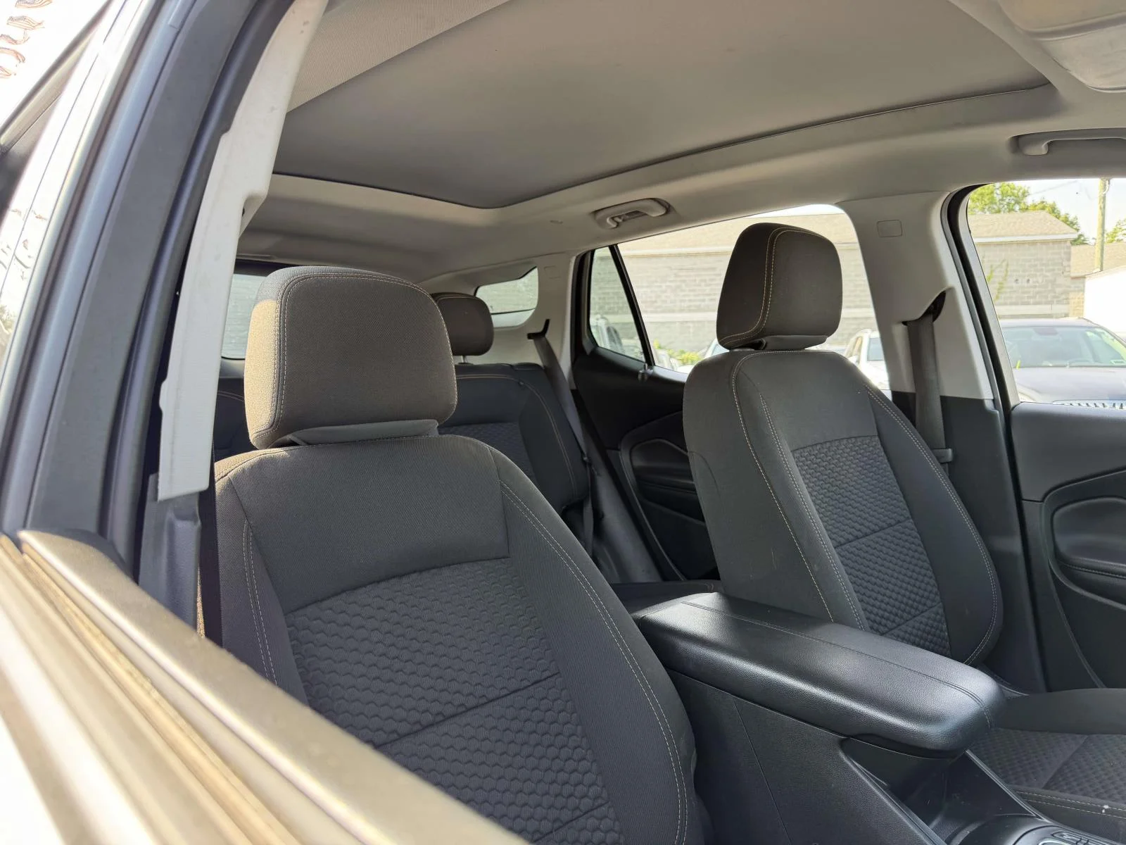 2020 GMC Terrain SLE - Photo 11