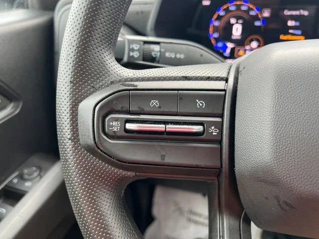 Used 2024 Summit White Chevrolet Trail Boss image 18