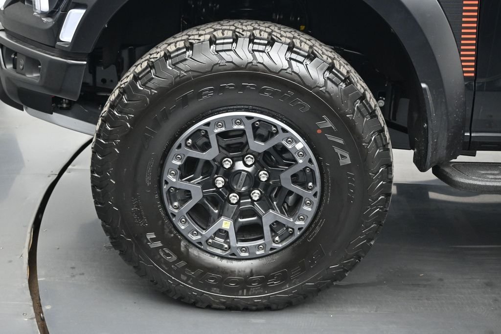 New 2026 Agate Black Metallic Ford Raptor image 25