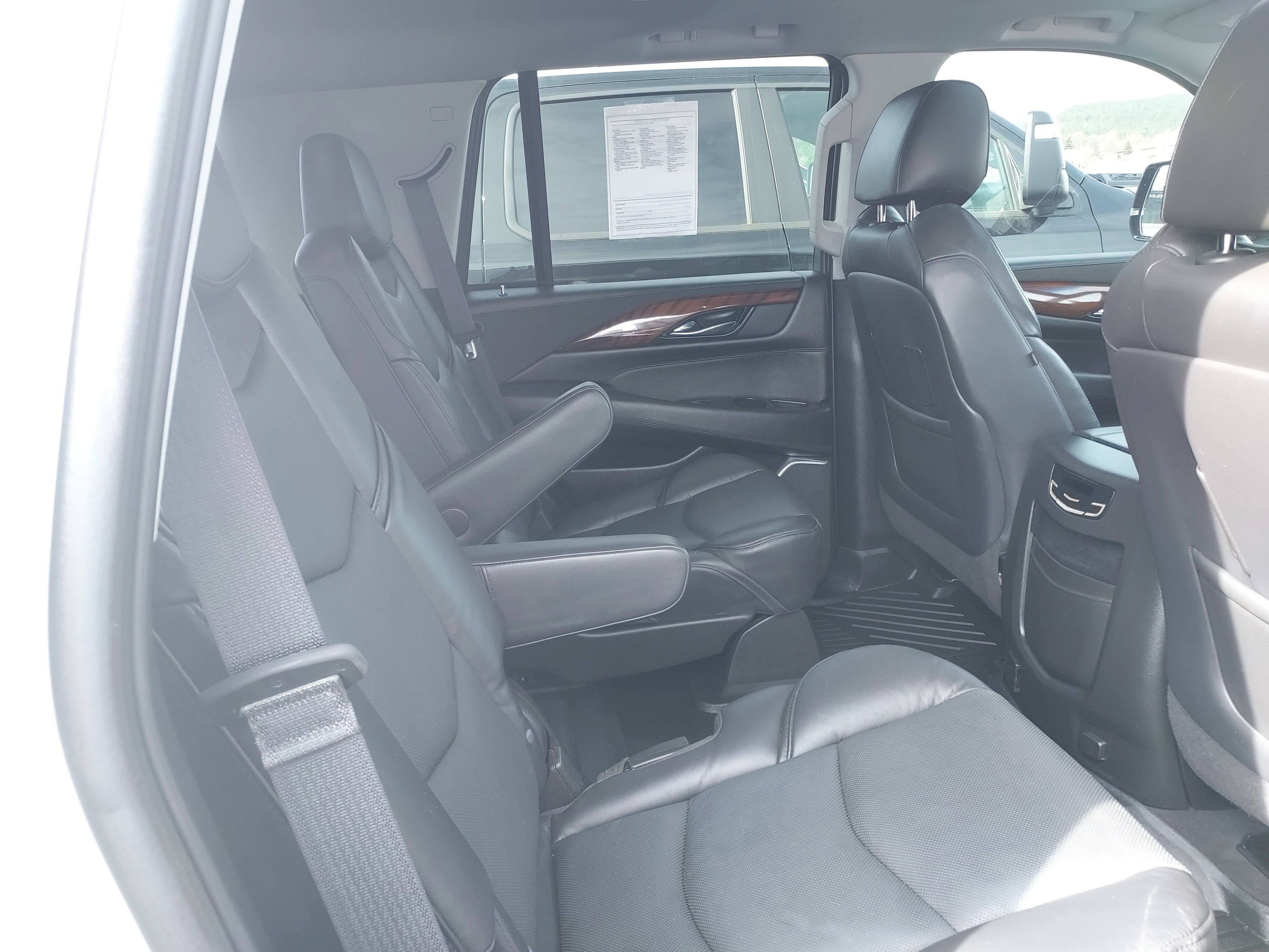 Used 2020 Crystal White Tricoat Cadillac Luxury image 22