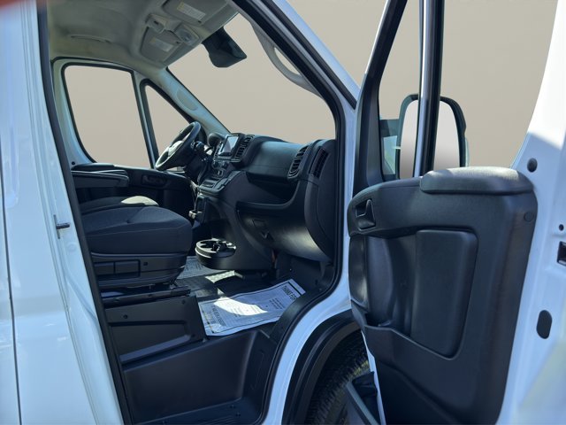 Used 2023 Bright White Clearcoat Ram  image 25