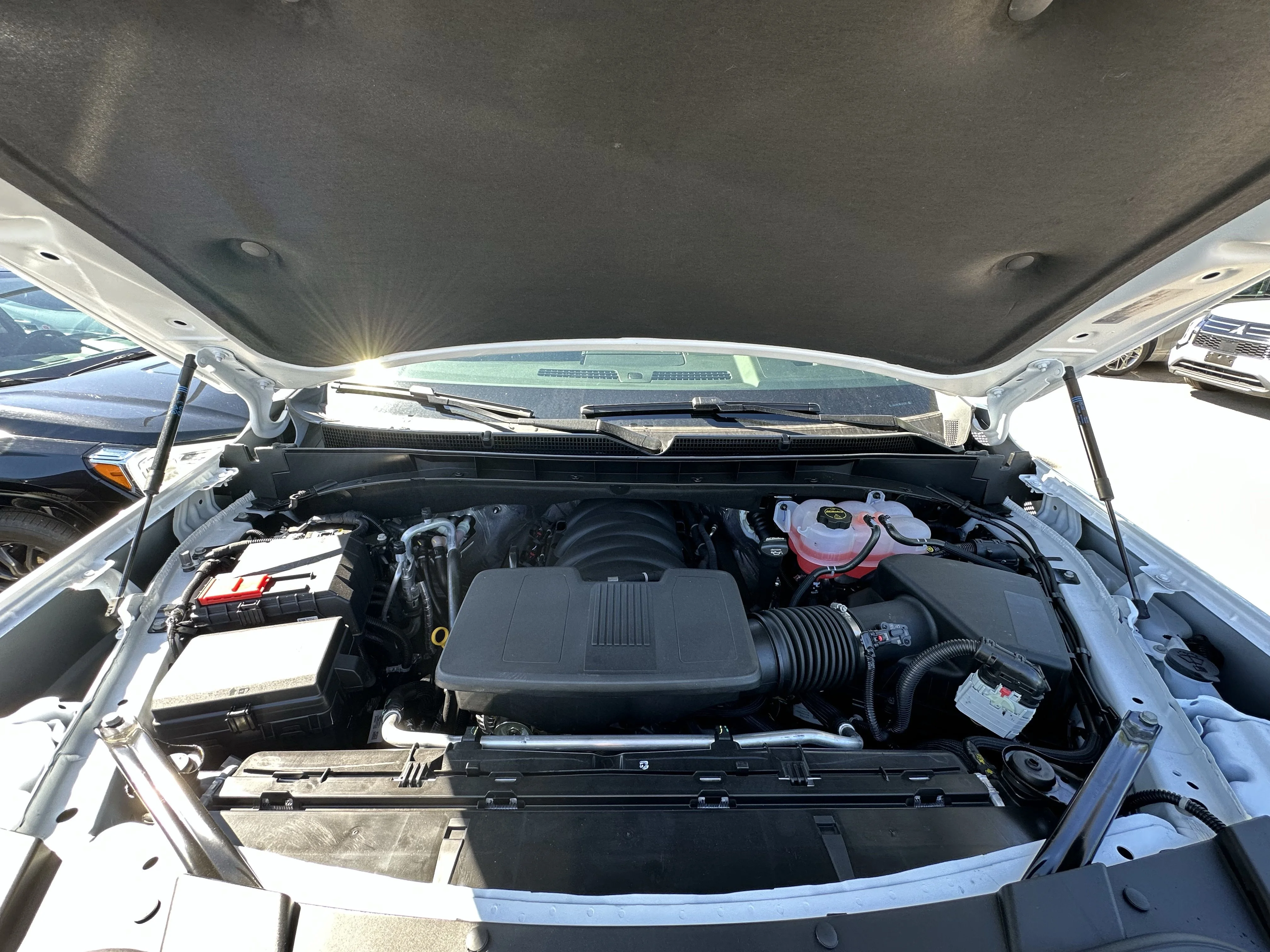 New 2026 Summit White GMC AT4 image 7