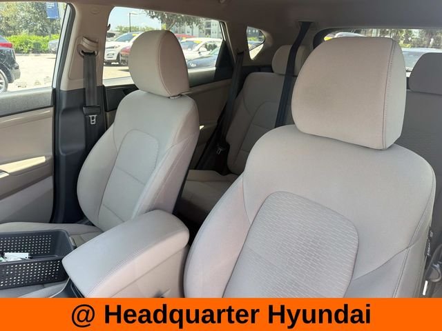 Used 2019 White Hyundai Value image 11