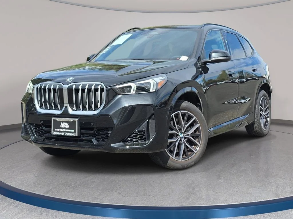 Used 2026 Black Sapphire Metallic BMW xDrive28i image 1
