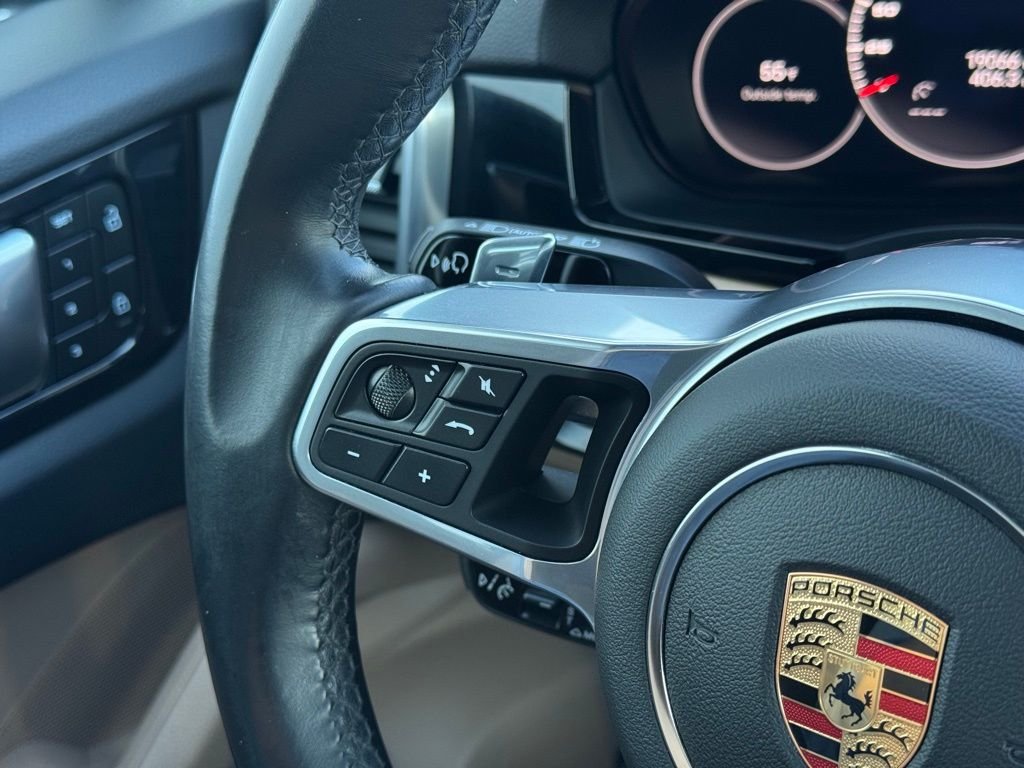 Certified Used 2023  Porsche  image 18