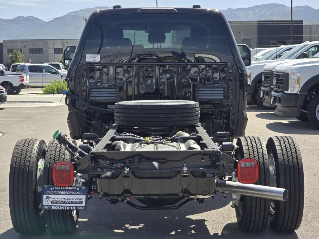 New 2026 Agate Black Metallic Ford LARIAT image 22