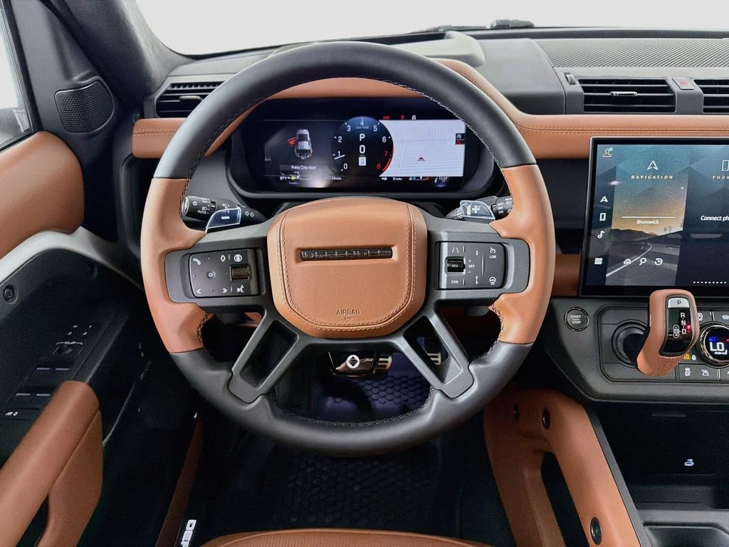 New 2026 Fuji White Land Rover  OCTA image 24