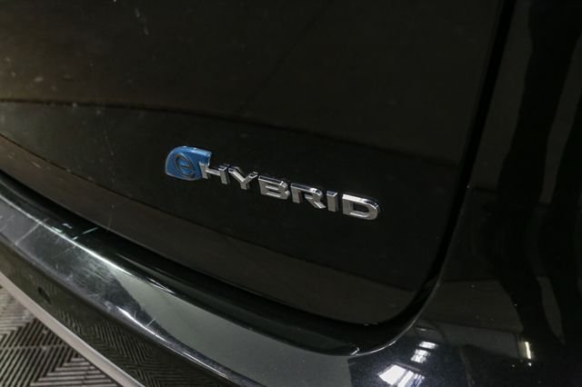 Used 2023 Black Chrysler Touring L image 10
