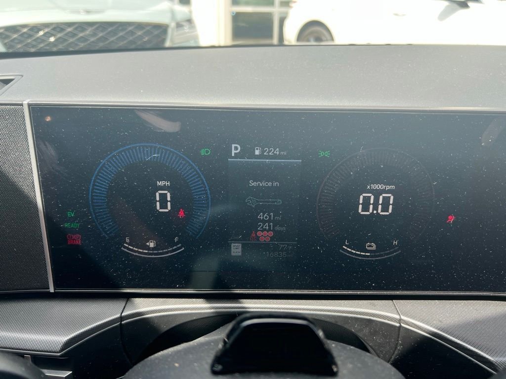 Used 2025 Black Hyundai SEL image 8