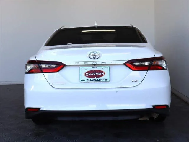 2024 Toyota Camry LE - Photo 6